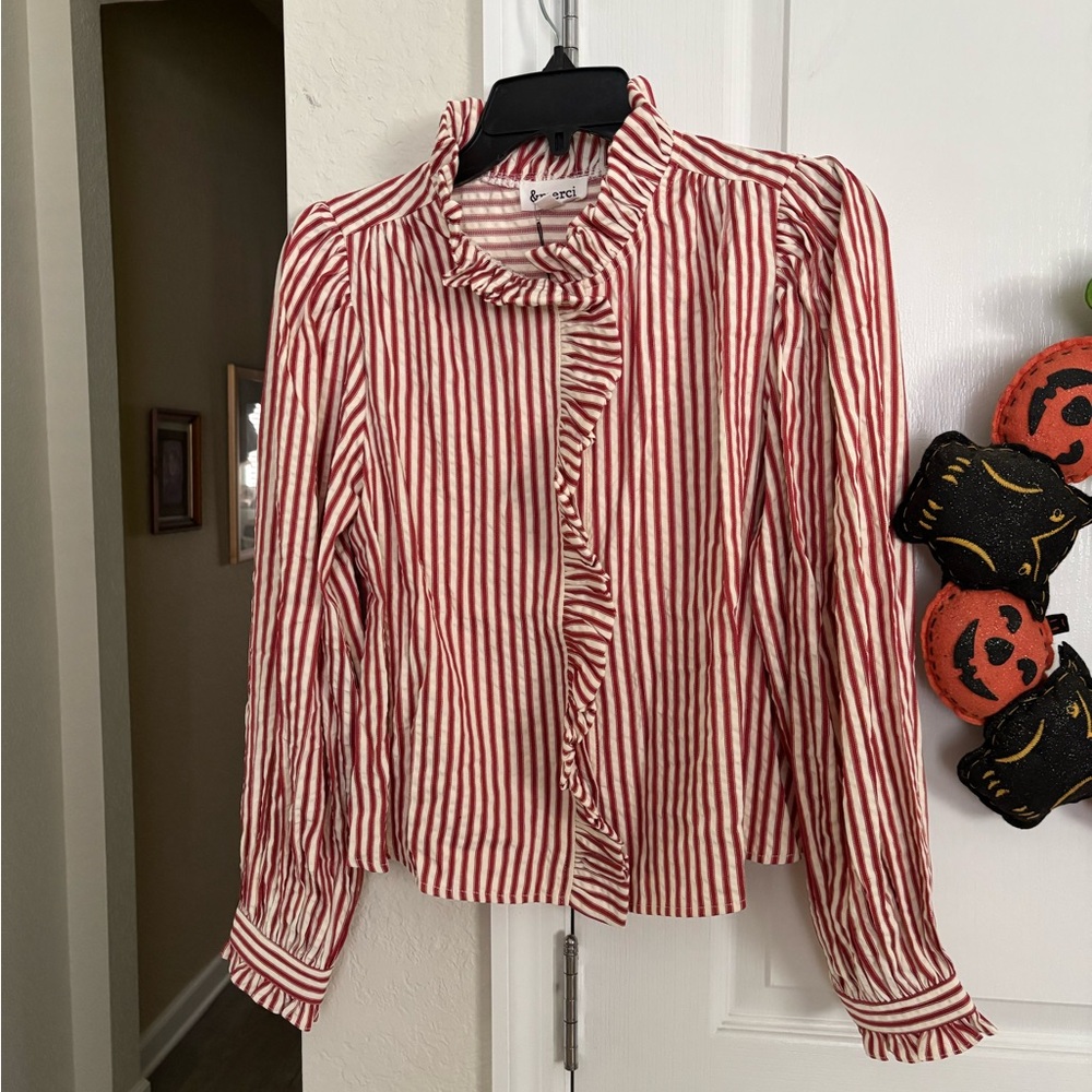NWT! ADORABLE CANDY STRIPED RUFFLE SHIRT